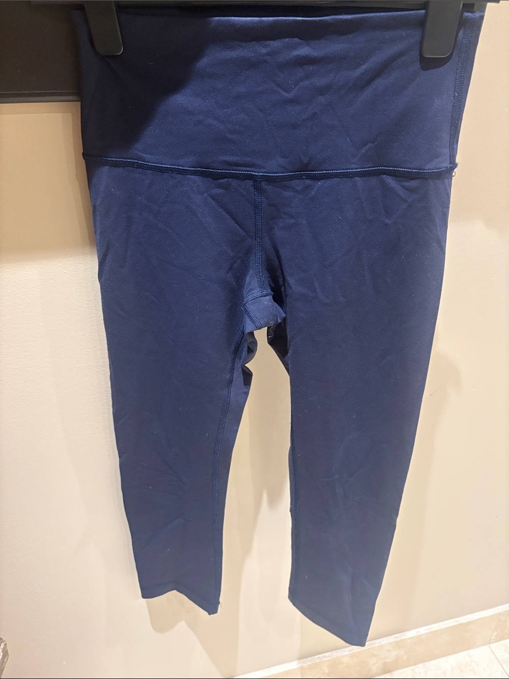 Woman’s Lululemon Navy Blue Capris